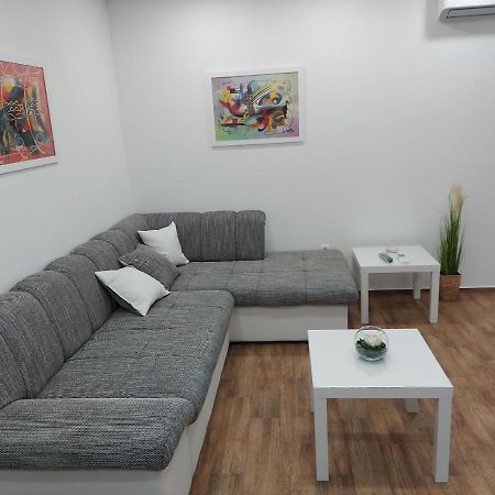 Cosy, Quiet & Brand New Apartment W/ Danube View Белград Экстерьер фото