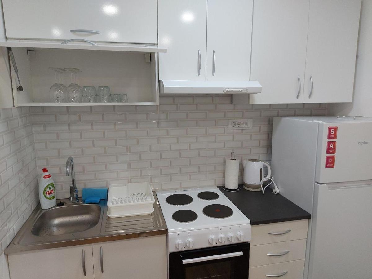Cosy, Quiet & Brand New Apartment W/ Danube View Белград Экстерьер фото