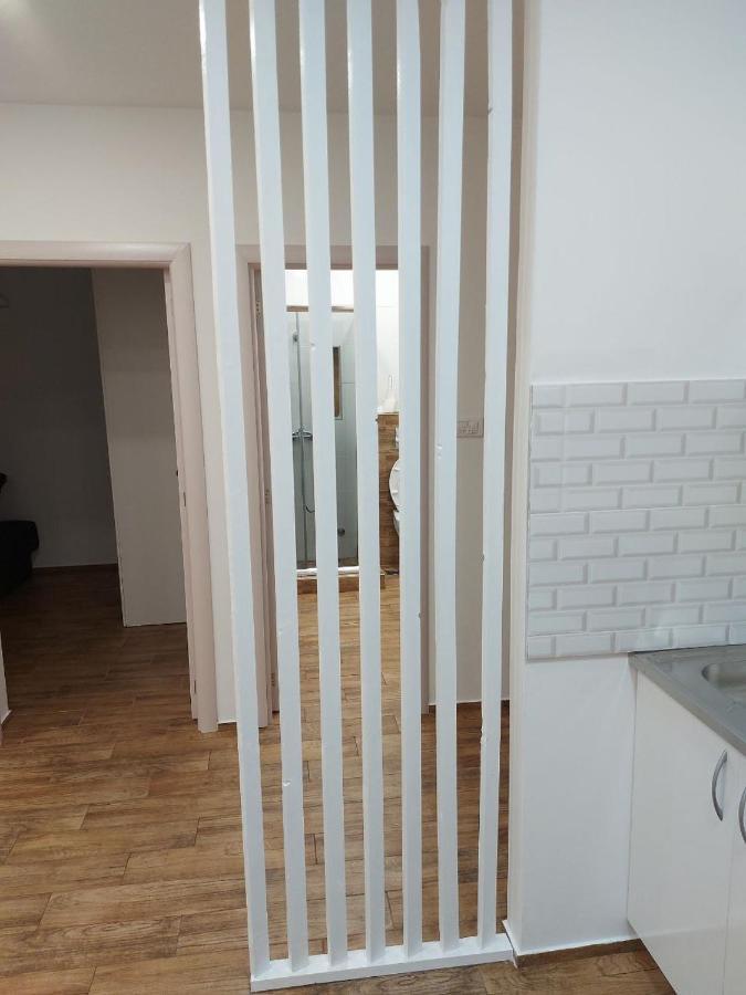 Cosy, Quiet & Brand New Apartment W/ Danube View Белград Экстерьер фото